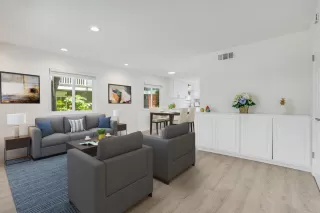 Photo #3: 219099632DA Listing