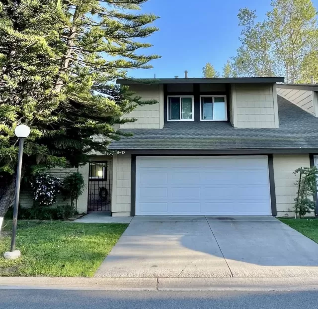 MLS: 219128362DA Condo For Sale