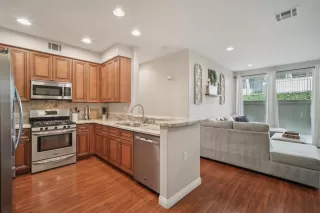 Photo #5: 219138126DA Listing 