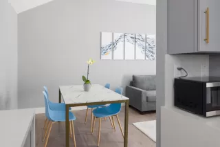 Photo #4: 219145694DA Listing 