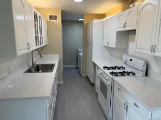 Photo #6: 220023897SD Listing