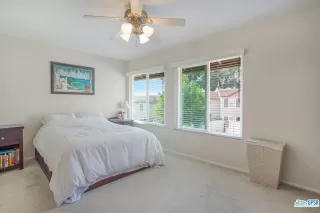 Photo #4: 22213838 Listing