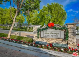 Photo #1: 22221833 Listing 