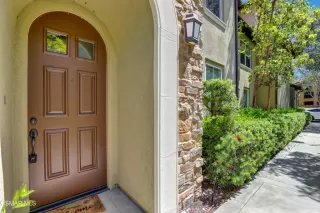 Photo #3: 226001764 Listing 