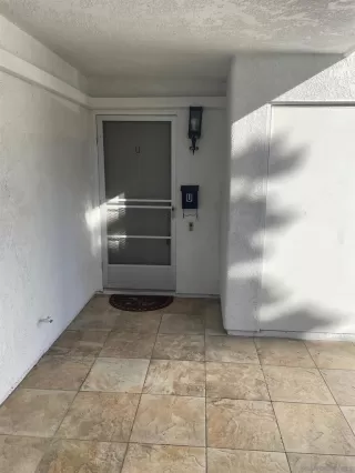 Photo #2: 230022204SD Listing