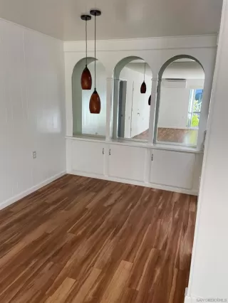 Photo #5: 230022204SD Listing