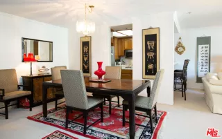 Photo #5: 23243385 Listing