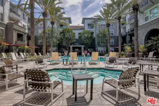 Photo #2: 23268019 Listing 