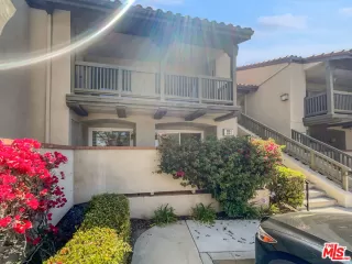 Photo #6: 23269331 Listing