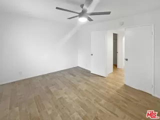 Photo #4: 23276557 Listing 