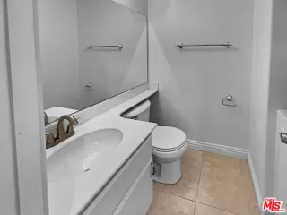 Photo #6: 23276785 Listing 