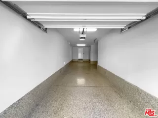 Photo #6: 23294693 Listing