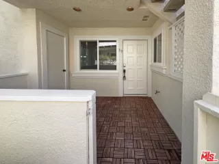 Photo #5: 23321811 Listing