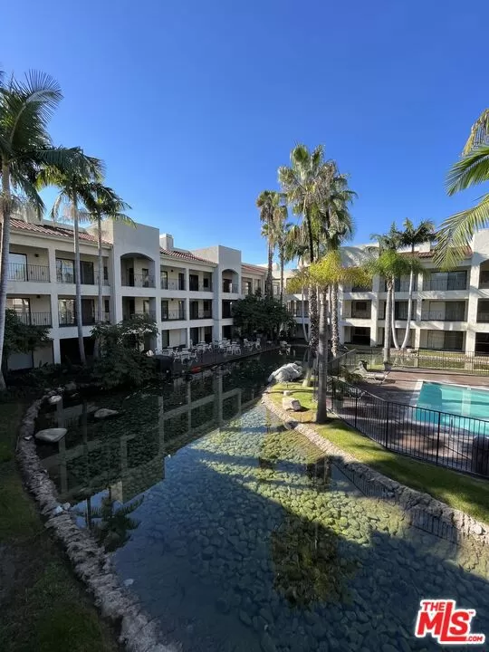 MLS: 23333073 Condo For Sale