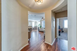 Photo #2: 23333553 Listing 