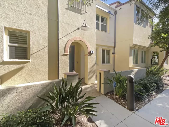 MLS: 23335543 Condo For Sale