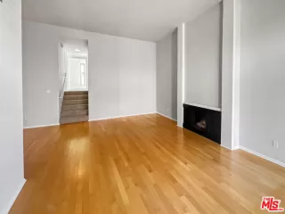 Photo #6: 23340181 Listing 