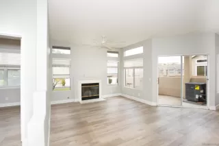 Photo #5: 240006553SD Listing 