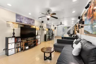 Photo #4: 240006579SD Listing