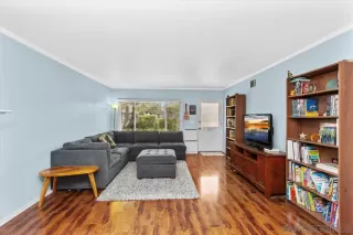 Photo #6: 240012064SD Listing 