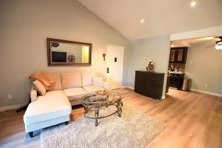 Photo #4: 240014540SD Listing 