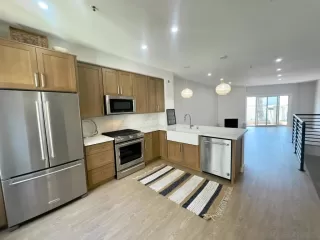 Photo #6: 240022467SD Listing