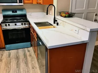 Photo #6: 240024805SD Listing 