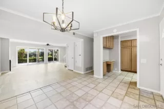 Photo #5: 240028142SD Listing 