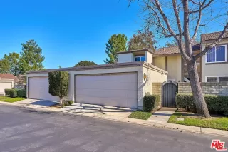 Photo #1: 24358699 Listing 