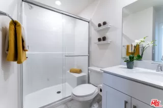 Photo #4: 24364175 Listing 