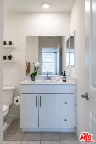 Photo #5: 24364175 Listing 