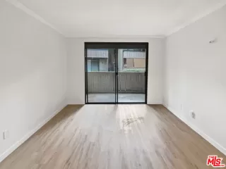 Photo #2: 24364817 Listing 