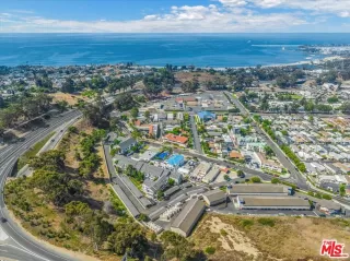 Photo #4: 24392311 Listing 