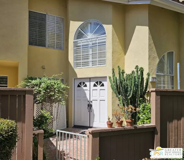 MLS: 24396143 Condo For Sale