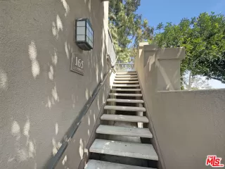 Photo #6: 24398037 Listing 