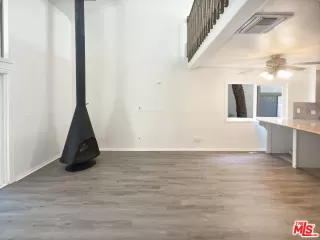 Photo #3: 24411099 Listing 