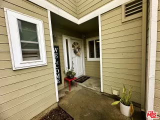 Photo #1: 24422535 Listing