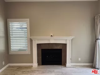 Photo #4: 24422535 Listing