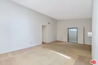 Photo #3: 24423215 Listing 