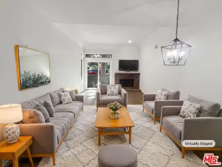 Photo #1: 24469125 Listing