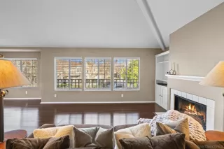 Photo #1: 250020915SD Listing 