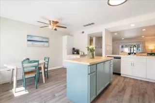 Photo #1: 250027458SD Listing 