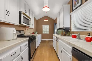 Photo #5: 250037855SD Listing 