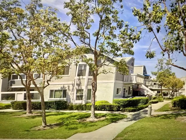 MLS: 250038934SD Condo For Sale