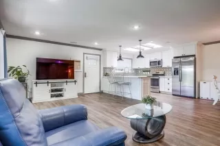 Photo #3: 250041074SD Listing 