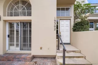 Photo #3: 250044118SD Listing 