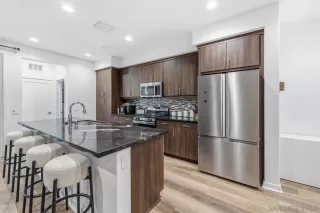 Photo #6: 250044250SD Listing 