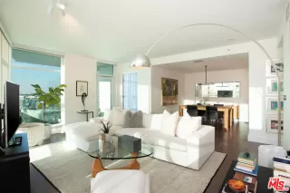 Photo #3: 25486657 Listing 