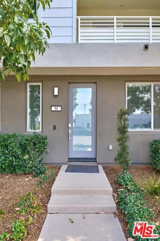 Photo #4: 25500537 Listing