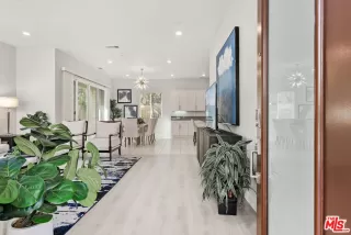 Photo #3: 25504811 Listing